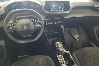 Peugeot 2008, электричество, автомат, передний привод