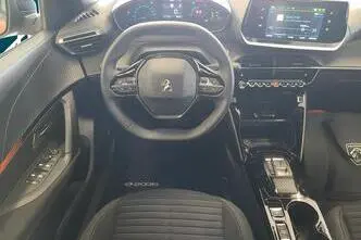 Peugeot 2008, электричество, автомат, передний привод