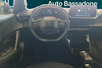 Peugeot 2008, электричество, автомат, передний привод