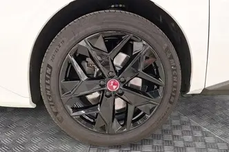 DS 4, 1.6, 165 kW, подключаемый гибрид, автомат, передний привод