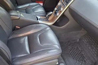 Volvo XC60, 2.4, 158 kW, diisel, automaat, nelikvedu