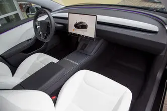 Tesla Model 3, 153 kW, электричество, автомат, полный привод