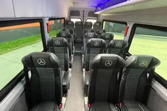 Mercedes-Benz Sprinter, 120 kW, diesel, automatic