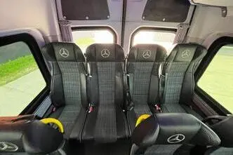 Mercedes-Benz Sprinter, 120 kW, diesel, automatic