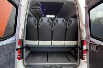 Mercedes-Benz Sprinter, 120 kW, diesel, automatic