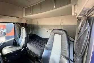 Volvo FH 500 8x4, 368 kW, diesel, manual