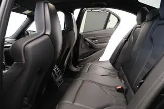 BMW M3, 3.0, 331 kW, bensiin, automaat, tagavedu