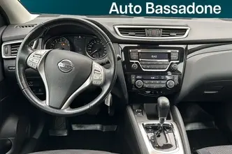 Nissan Qashqai, 1.2, 85 kW, petrol, automatic, front-wheel drive