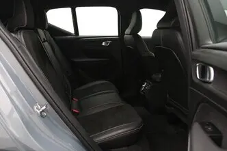 Volvo XC40, 300 kW, электричество, автомат, полный привод