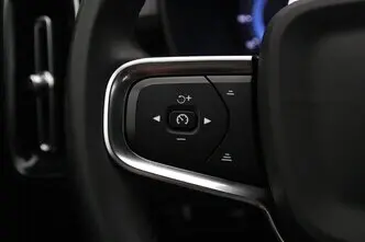 Volvo XC40, 300 kW, электричество, автомат, полный привод