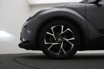 Toyota C-HR, 2.0, 112 kW, hübriid, automaat, esivedu
