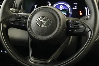 Toyota Yaris Cross, 1.5, 68 kW, hybrid, automatic, front-wheel drive