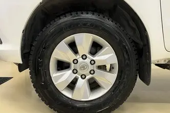 Toyota Hilux, 2.4, 110 kW, дизель, механическая, полный привод