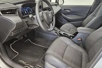 Toyota Corolla, 1.8, 72 kW, hybrid, automatic, front-wheel drive