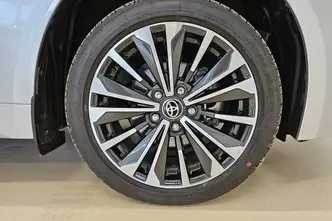 Toyota Corolla, 1.8, 72 kW, hybrid, automatic, front-wheel drive