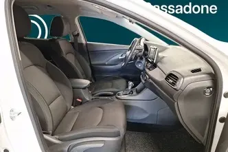 Hyundai i30, 1.4, 103 kW, bensiin, automaat, esivedu