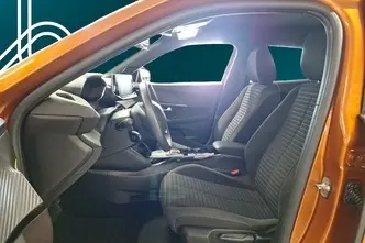 Peugeot 2008, электричество, автомат, передний привод