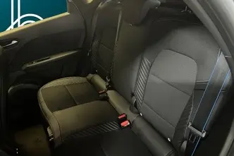 Renault Captur, 1.6, 105 kW, hybrid, automatic, front-wheel drive