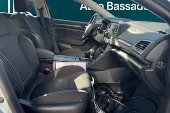 Renault Megane, 1.6, 67 kW, подключаемый гибрид, автомат, передний привод