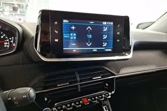 Peugeot 2008, 1.2, 96 kW, bensiin, automaat, esivedu