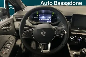 Renault Clio, 1.0, 67 kW, бензин, механическая, передний привод