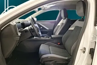 Opel Astra, 1.2, 96 kW, бензин, автомат, передний привод