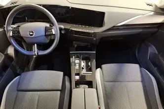 Opel Astra, 1.2, 96 kW, бензин, автомат, передний привод