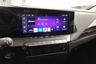 Opel Astra, 1.2, 96 kW, бензин, автомат, передний привод