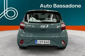 Hyundai i10, 1.0, 46 kW, petrol, manual, front-wheel drive