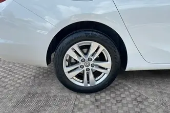 Opel Astra, 1.2, 81 kW, bensiin, manuaal, esivedu