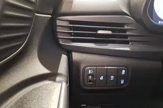 Hyundai i20, 1.0, 73 kW, bensiin, automaat, esivedu