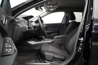 BMW 118, 1.5, 100 kW, bensiin, automaat, esivedu