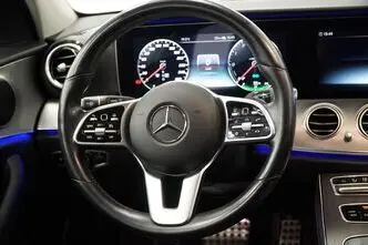 Mercedes-Benz E 300, 2.0, 143 kW, hübriid, automaat, tagavedu