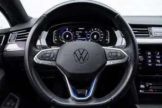 Volkswagen Passat, 1.4, 157 kW, plug-in hybrid, automatic, front-wheel drive