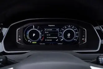 Volkswagen Passat, 1.4, 157 kW, plug-in hybrid, automatic, front-wheel drive