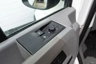Volkswagen Crafter, 2.0, 103 kW, diesel, manual, front-wheel drive