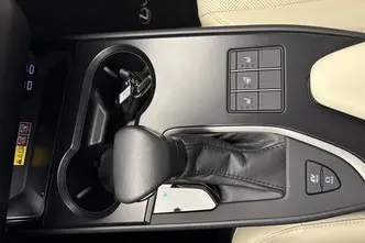 Lexus UX 250, 2.0, 132 kW, hübriid, automaat, nelikvedu