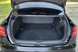 Audi A4, 2.0, 110 kW, diesel, automatic, front-wheel drive