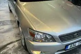 Lexus IS 200, 2.0, 114 kW, bensiin, manuaal, tagavedu