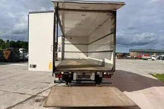 Renault Midlum 210 4x2, 161 kW, diisel, manuaal