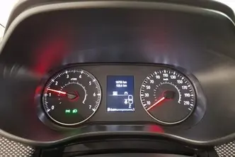 Dacia Sandero, 1.0, 67 kW, бензин, механическая, передний привод