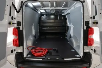 Opel Vivaro, 100 kW, электричество, автомат, передний привод