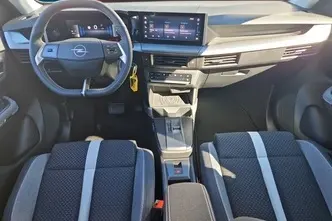 Opel Frontera, 1.2, 107 kW, гибрид, автомат, передний привод