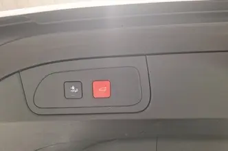 DS 7 Crossback, 1.6, 221 kW, pistikhübriid, automaat, nelikvedu