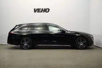 Mercedes-Benz E 300, 2.0, 150 kW, plug-in hybrid, automatic, rear-wheel drive