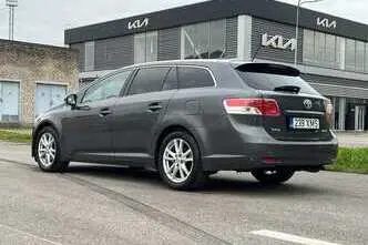 Toyota Avensis, 1.8, 108 kW, бензин, автомат, передний привод