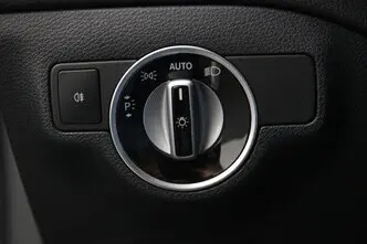 Mercedes-Benz CLA 180, 1.5, 80 kW, дизель, автомат, передний привод
