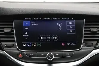 Opel Astra, 1.5, 90 kW, дизель, механическая, передний привод