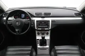 Volkswagen Passat, 1.6, 77 kW, дизель, механическая, передний привод