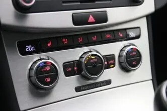 Volkswagen Passat, 1.6, 77 kW, дизель, механическая, передний привод